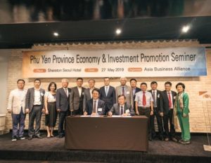 Tracodi ký kết biên bản thỏa thuận hợp tác với công ty SungPoong (Hàn Quốc) tại Hội nghị xúc tiến đầu tư và kinh tế vào tỉnh Phú Yên tại Hàn Quốc