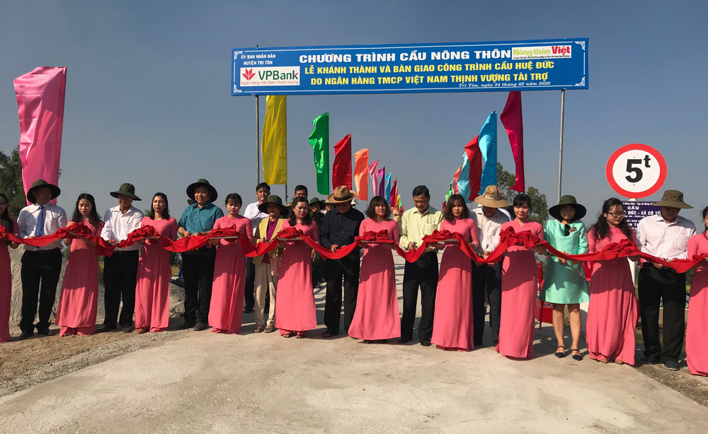 Opening and Bridge handover Ceremony of Hue Duc Bridge