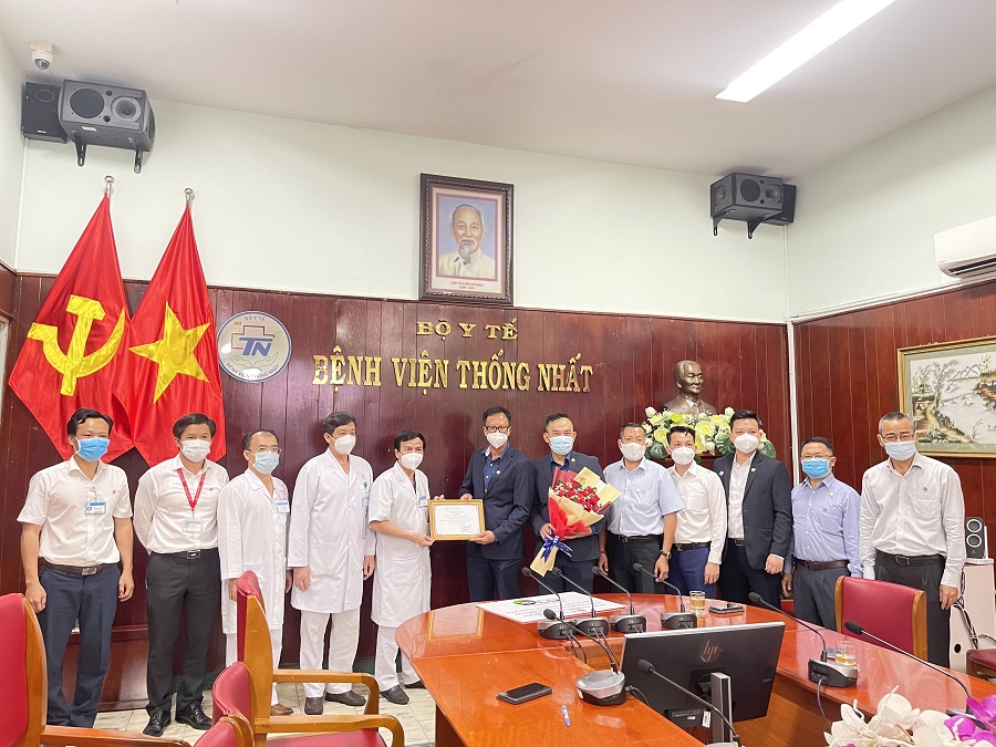 Bamboo Capital Group donates 2 billion VND to Thong Nhat Hospital for the prevention of Covid-19