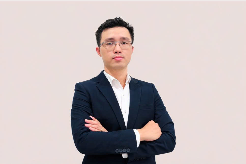 Mr Hoang Quoc Trung